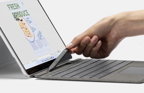 <br />
						Microsoft Surface Pro 8 – чипы Intel 11-го поколения, 120-Гц экран и Thunderbolt 4 по цене от $1 099<br />
					