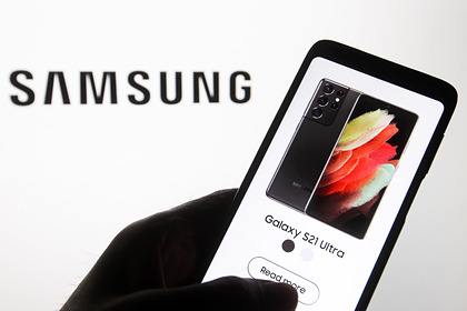 Смартфон Samsung за 110 тысяч рублей рекордно подешевел