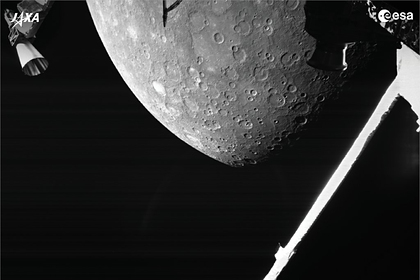 Космический зонд BepiColombo передал первое изображение Меркурия